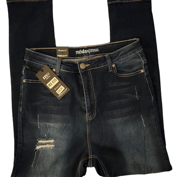 NWT Moda Xpress Mid-Rise Distressed Skinny Jeans - Picture 2 of 5